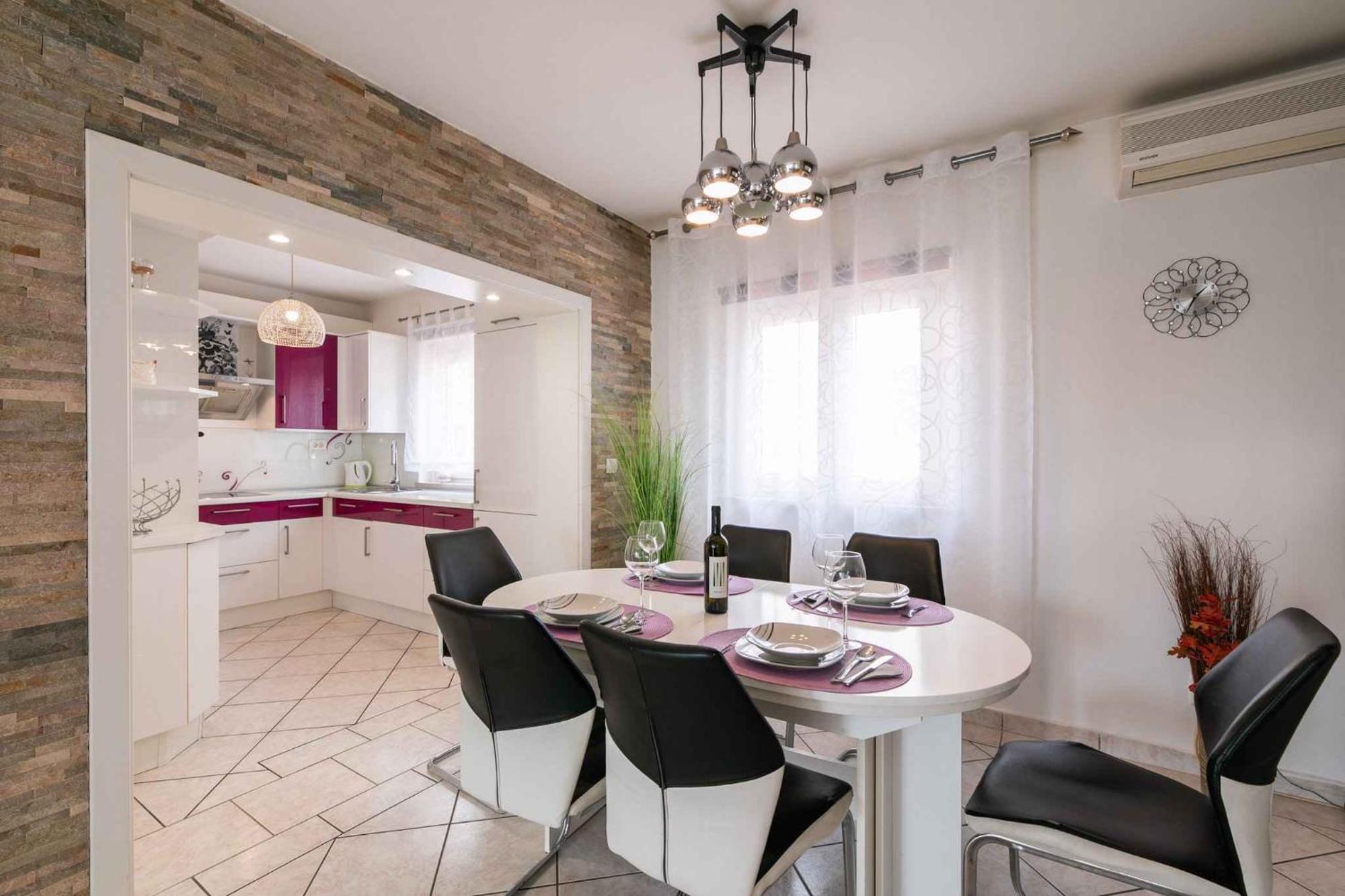 Apartment In Crikvenica 39210 Екстер'єр фото